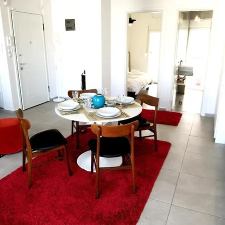 Zennova #9 Center Pearl Apartman Szaloniki