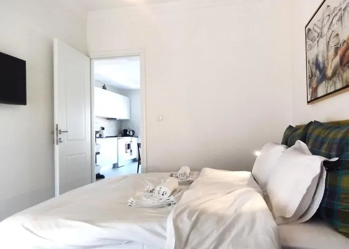 Zennova #9 Center Pearl Апартаменты